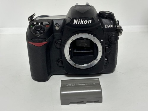 Nikon d200 digital camera body - digital,
