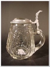 Ancienne chope à bière, vers