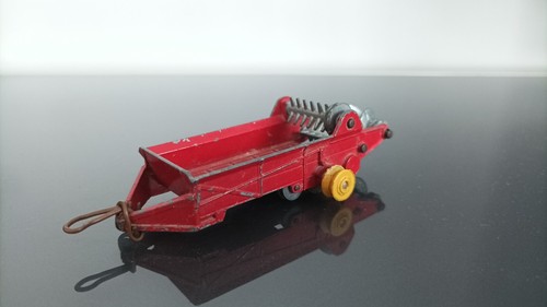 Dinky toys 321 massey harris - massey,