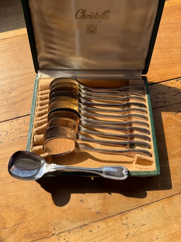 Christofle cuillères à - 12,
