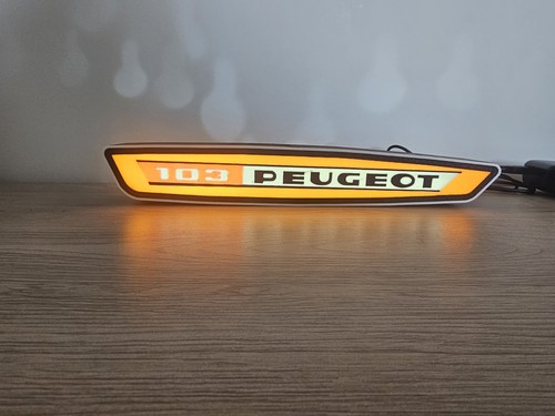 Enseigne peugeot 103 - peugeot, orange