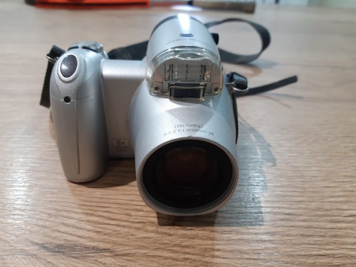 Minolta dimage z10 mega - 3.2,