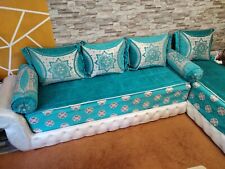 Salon marocain  capitonner blanc 200 cm et 150 cm + coffre 