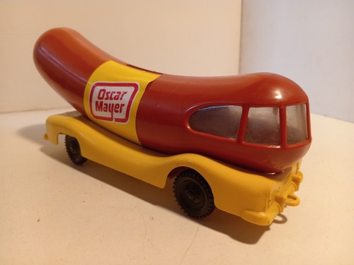 Molto wienermobile - molto,