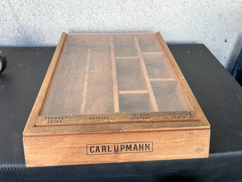 Présentoir vitrine cigares