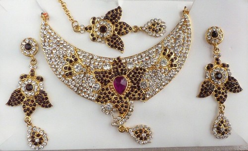 Ensemble bijoux fête - de,