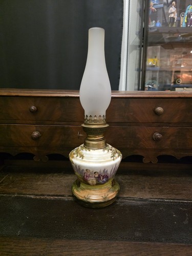 Lampe pétrole en - pétrole,
