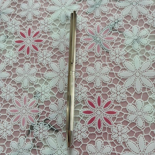 Stylo à bille - s.t.,