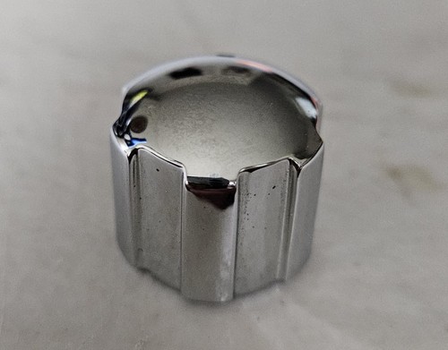 Line amplifier knob - knob.,