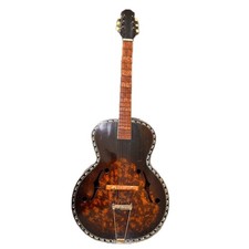 Petite guitare Archtop vintage