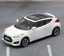 Hyundai Veloster  - white -