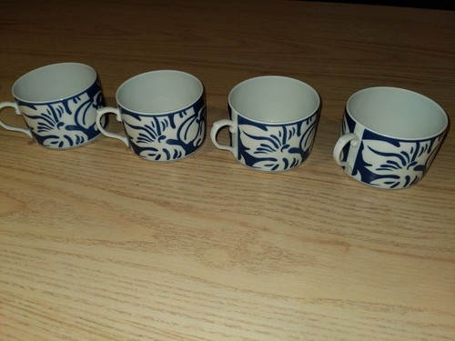 Tasses porcelaine marque - ,