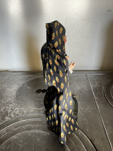 Ancien santon femme
