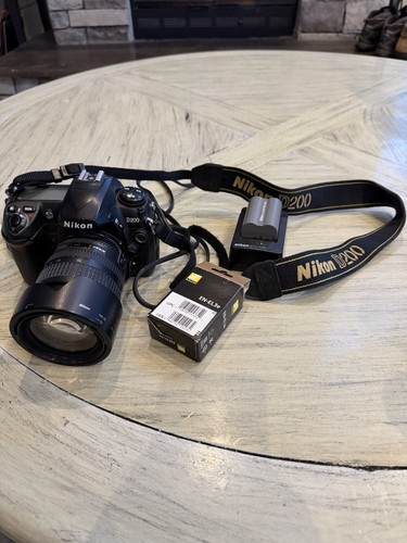 Nikon d200 2mp - d, ccd