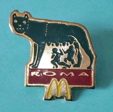 Pin's Mc Do Roma ROME Italie Mac Donald Arthus Bertrand Badge Pin Pins Burger 