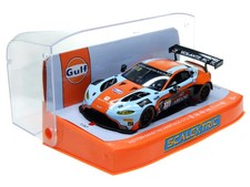 SCALEXTRIC Aston Martin