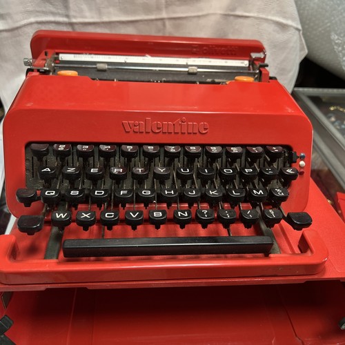 Rare machine écrire - ,