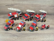 Lot véhicules et figurines