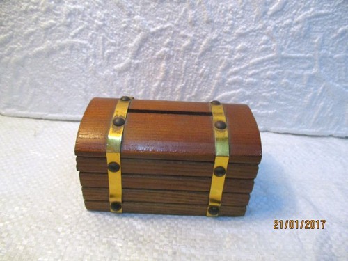 Ancienne tirelire malle - ancienne, "