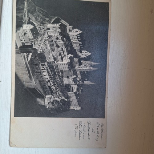 Carte postale avec - timbre, non