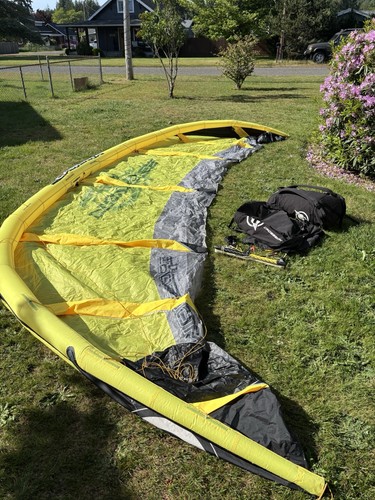 Lot cabrinha kites and - 2,