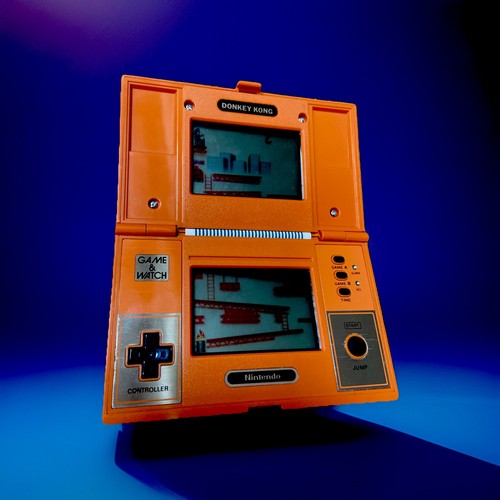 Nintendo game watch - &,