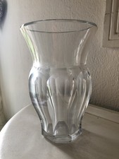 BACCARAT JOLI VASE COL ÉVASÉ