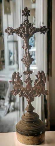 Objet religieux croix autel