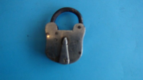 Ancien petit cadenas inox - ancien,