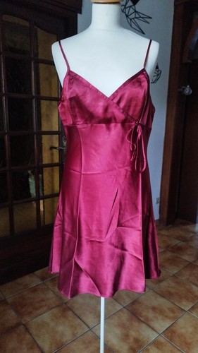 Nuisette couleur nuit - , rouge