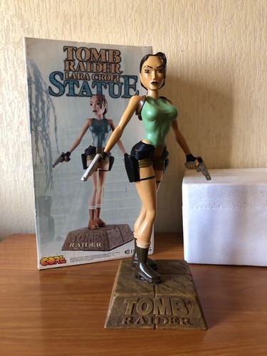 Figurine statue lara - figurine,