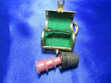 Box small box shaped sewing kit 