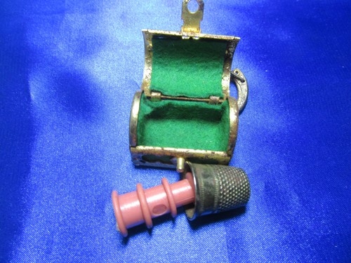 Boite petit nécessaire - , de