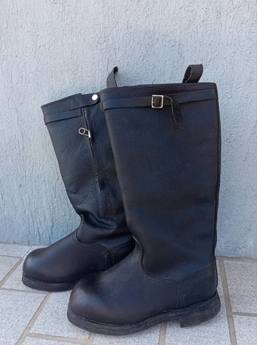 Authentique bottes militaires