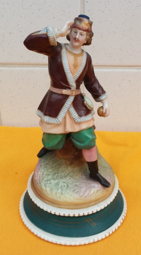 Figurine personnage - , en