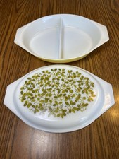 Vintage Pyrex Yellow 1 1/2 Qt Divided Casserole Baking Dish & Verde Green Lid
