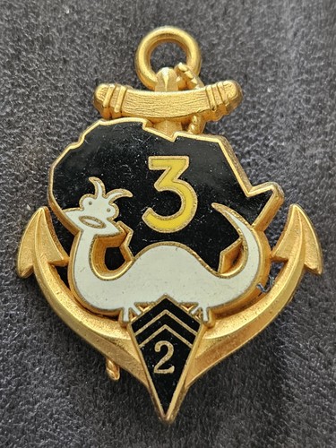 Insigne pucelle militaire - pucelle, 2e