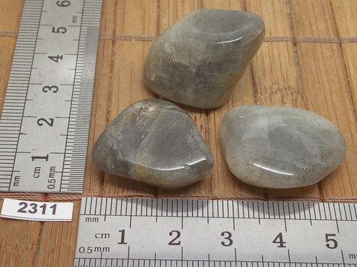 Labradorite lot from - labradorite,