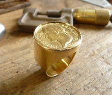 Chevalière or ronde avec pièce 20 Francs or Napoléon 1er tête laurée