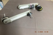 2, bras avec courroies et