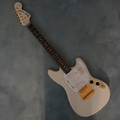 Fender made japan - fender, in