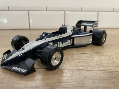 Voiture miniature 24 - miniature, 1/24