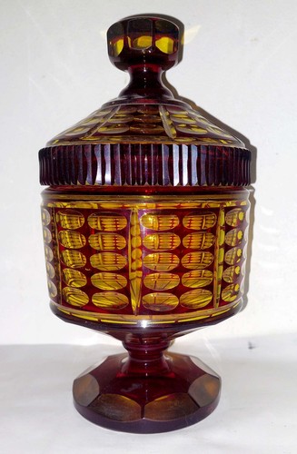 Bonbonniere sur pied pot - bonbonniere,