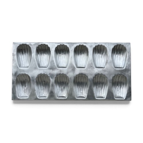 Ancien moule madeleines - à, en