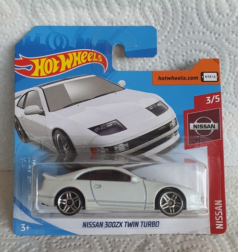 Hot wheels nissan - ,