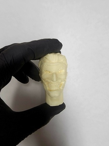 Scale figure scott - figure,