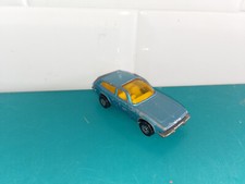 2004251  Voiture corgi juniors