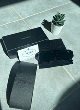 lunettes de soleil prada