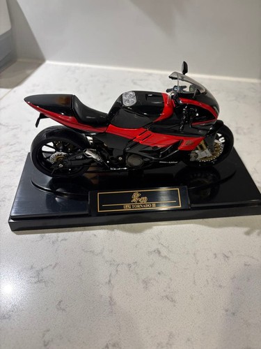 Suzuki gsxr 1000 - suzuki, gsxr-1000