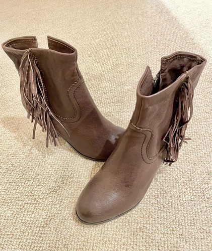 Bottes courtes franges - à,